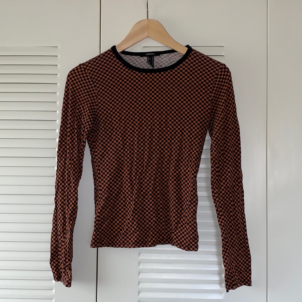 Checkered long sleeve shirt